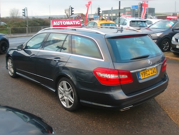 Used Mercedes-Benz E Class 2013 for sale - 76830835: Photo