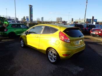 Used Ford Fiesta 2015 for sale - 69820411: Photo