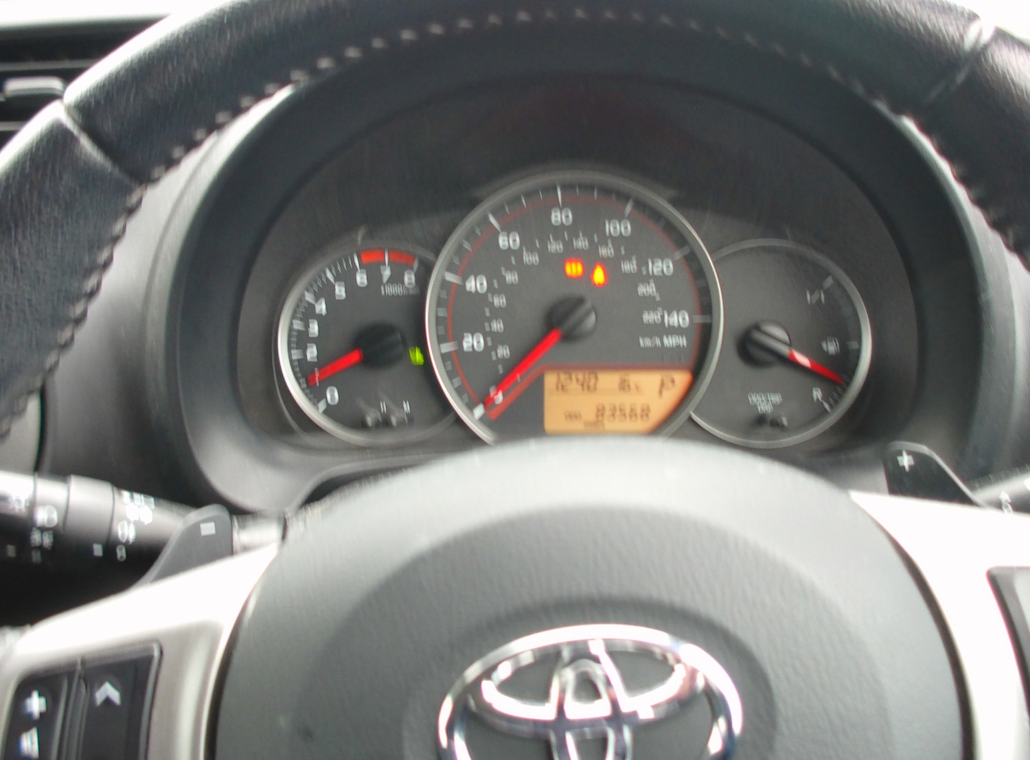 Used Toyota Yaris 2012 for sale - 76149168: Photo 15