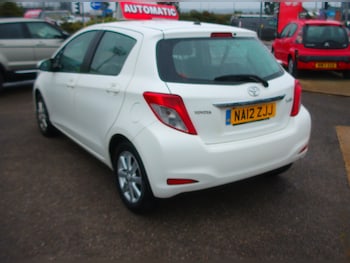 Used Toyota Yaris 2012 for sale - 76149168: Photo 4