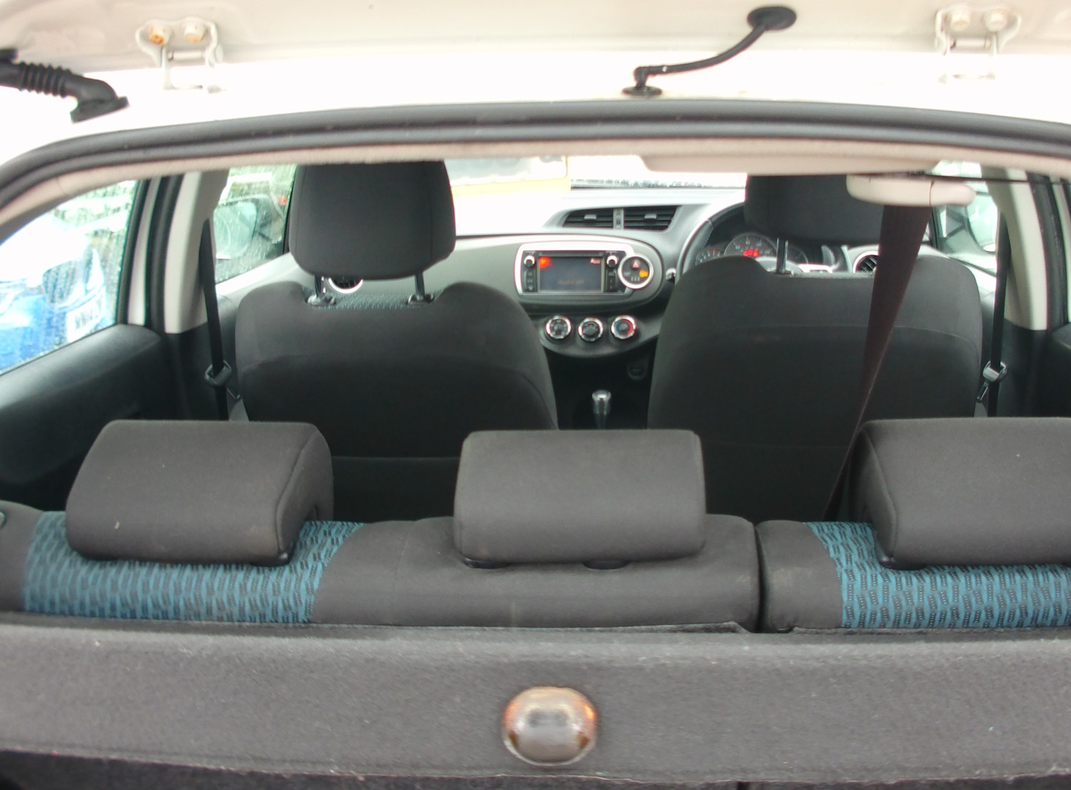 Used Toyota Yaris 2012 for sale - 76149168: Photo 7
