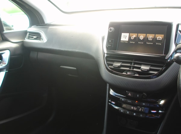 Used Peugeot 2008 2014 for sale - 76114894: Photo 12