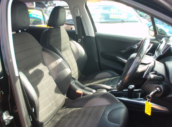 Used Peugeot 2008 2014 for sale - 76114894: Photo 9