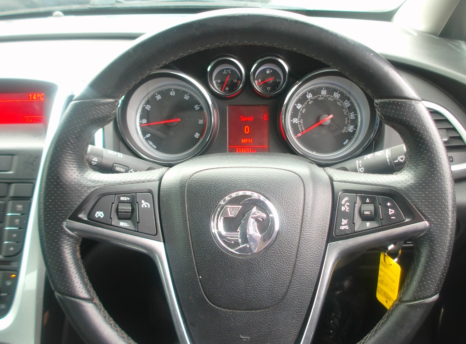 Used Vauxhall Astra 2012 for sale - 76863080: Photo 10