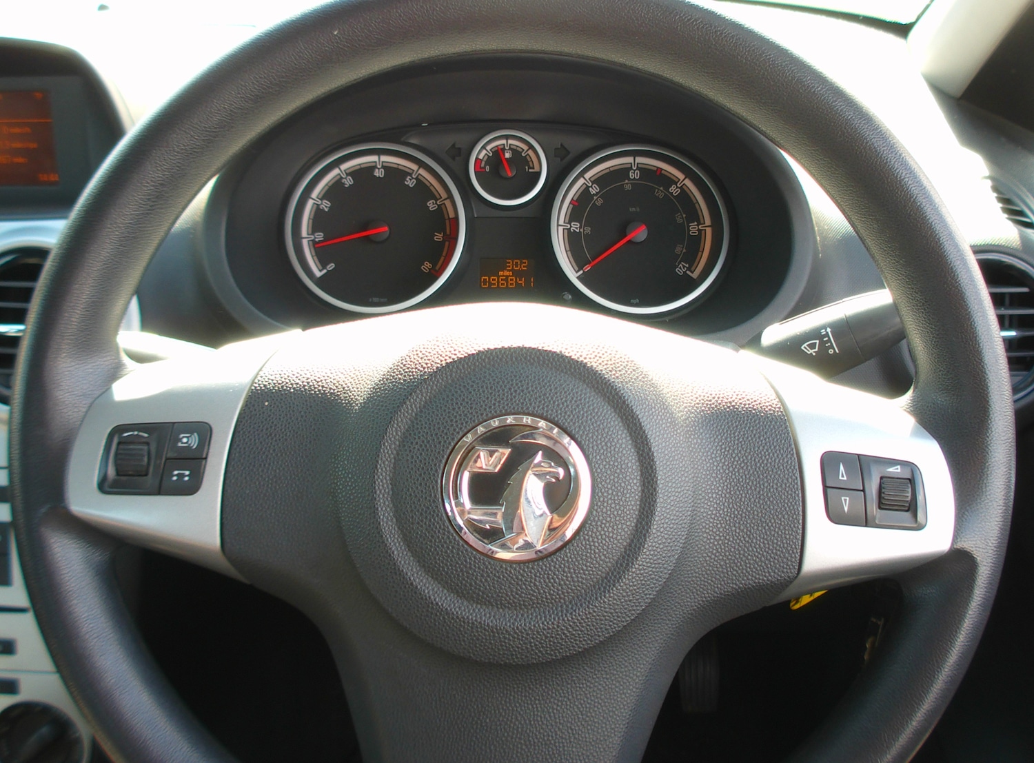 Used Vauxhall Corsa 2012 for sale - 75778857: Photo 11