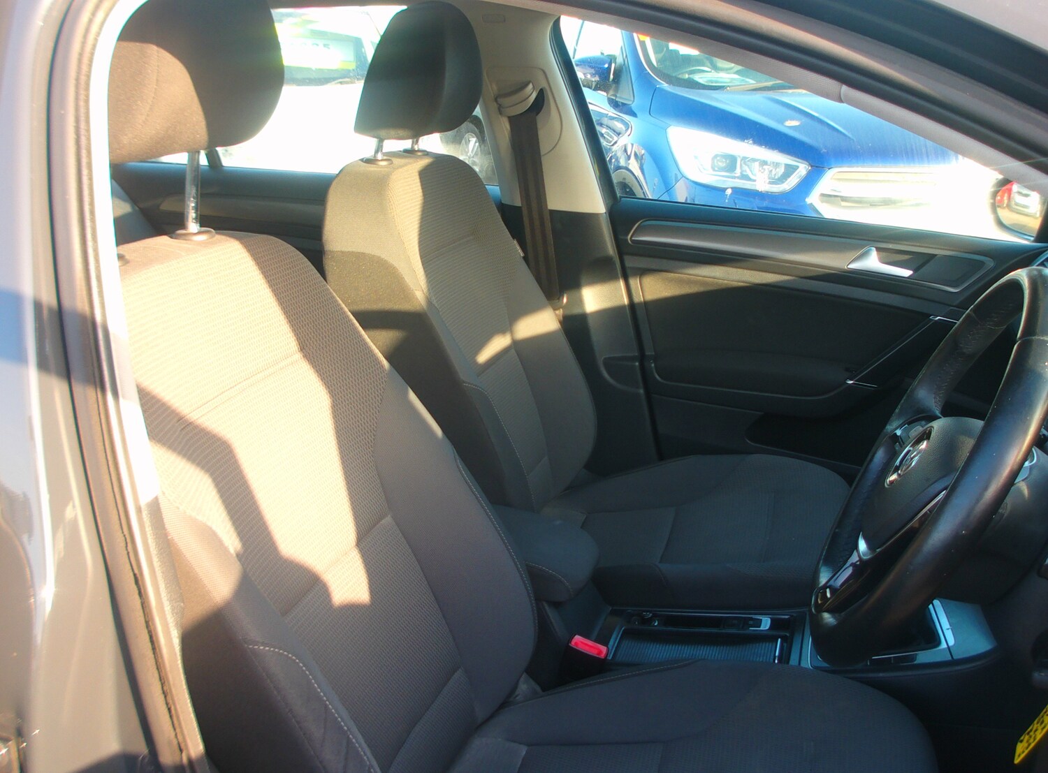 Used Volkswagen Golf 2013 for sale - 77676555: Photo 9