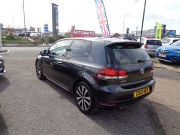 Used Volkswagen Golf 2010 for sale - 74182550: Photo