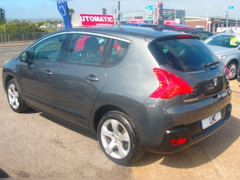 Used Peugeot 3008 2010 for sale - 78496862: Photo