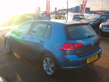 Used Volkswagen Golf 2015 for sale - 76798629: Photo