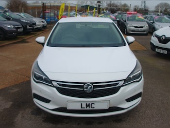 Used Vauxhall Astra 2017 for sale - 77570962: Photo