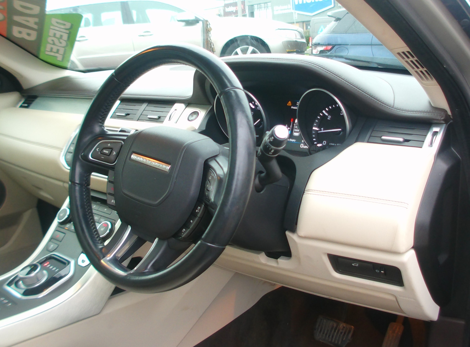 Used Land Rover Range Rover Evoque 2013 for sale - 76650371: Photo 9