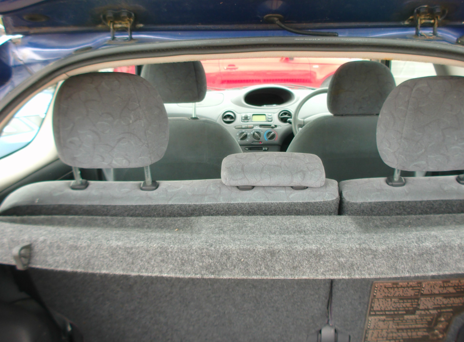 Used Toyota Yaris 1999 for sale - 76179001: Photo 8