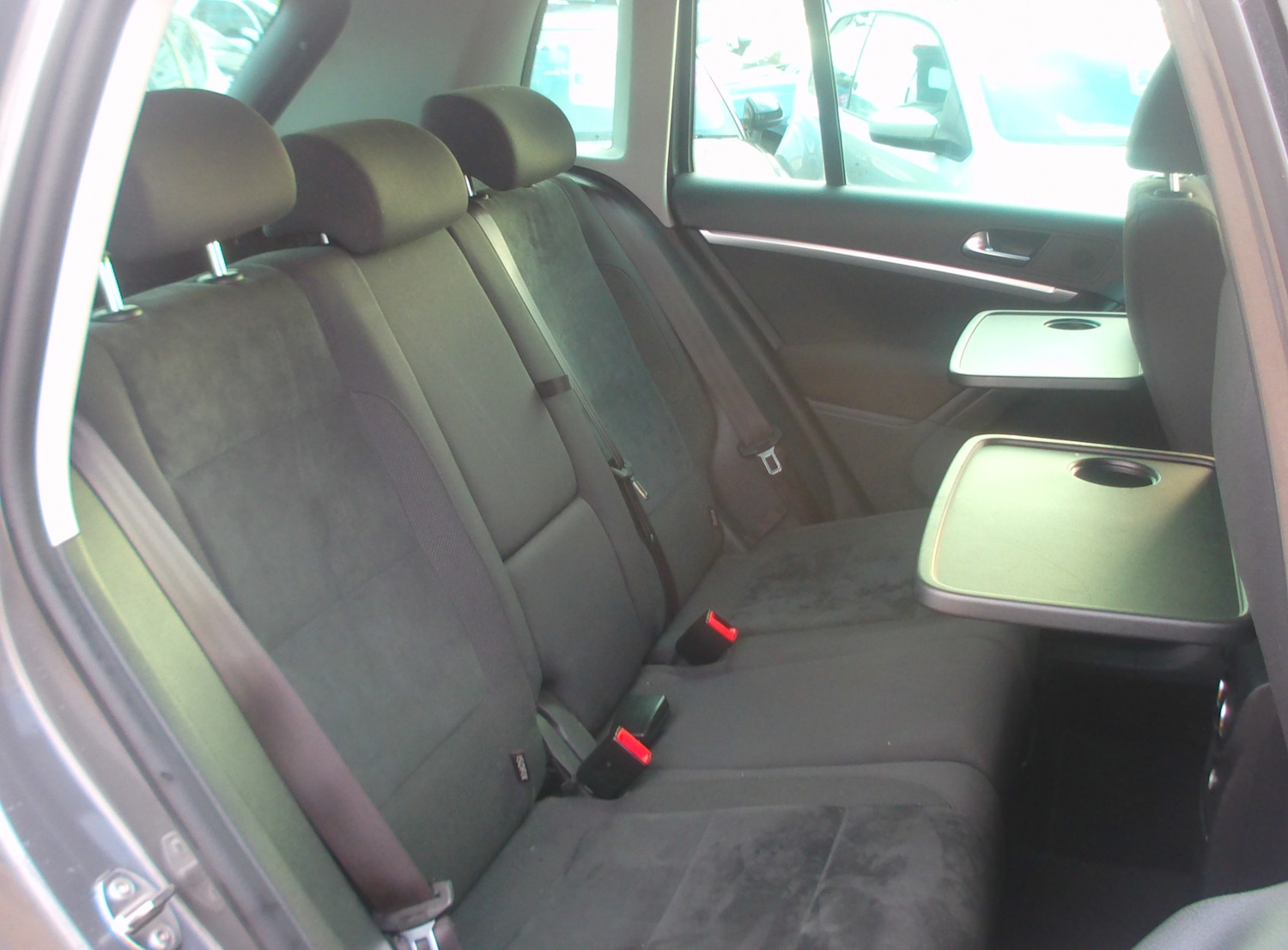 Used Volkswagen Tiguan for sale - 77220912: Photo 8