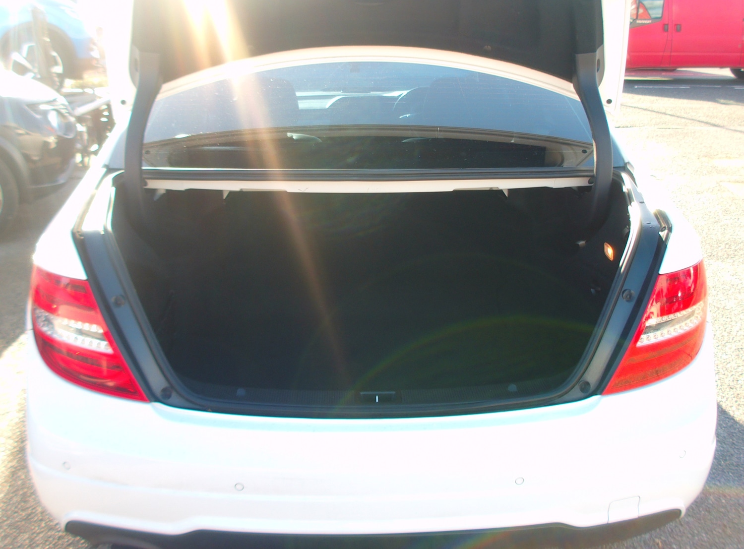 Used Mercedes-Benz C Class 2013 for sale - 76395593: Photo 8