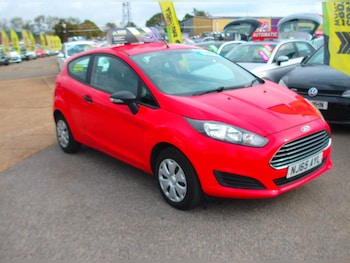 Used Ford Fiesta 2015 for sale - 76019455: Photo
