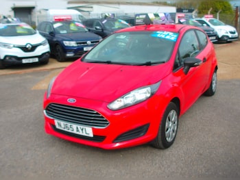 Used Ford Fiesta 2015 for sale - 76019455: Photo