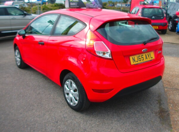 Used Ford Fiesta 2015 for sale - 76019455: Photo 4