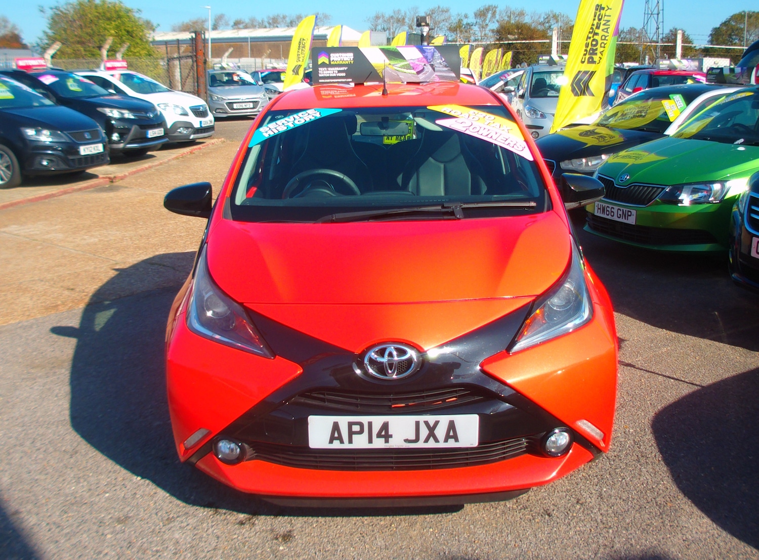 Used Toyota AYGO 2014 for sale - 76211711: Photo 2
