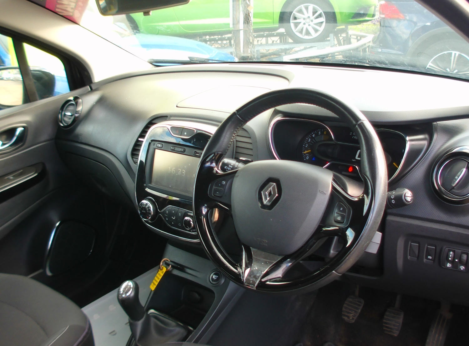 Used Renault Captur 2014 for sale - 76070061: Photo 10