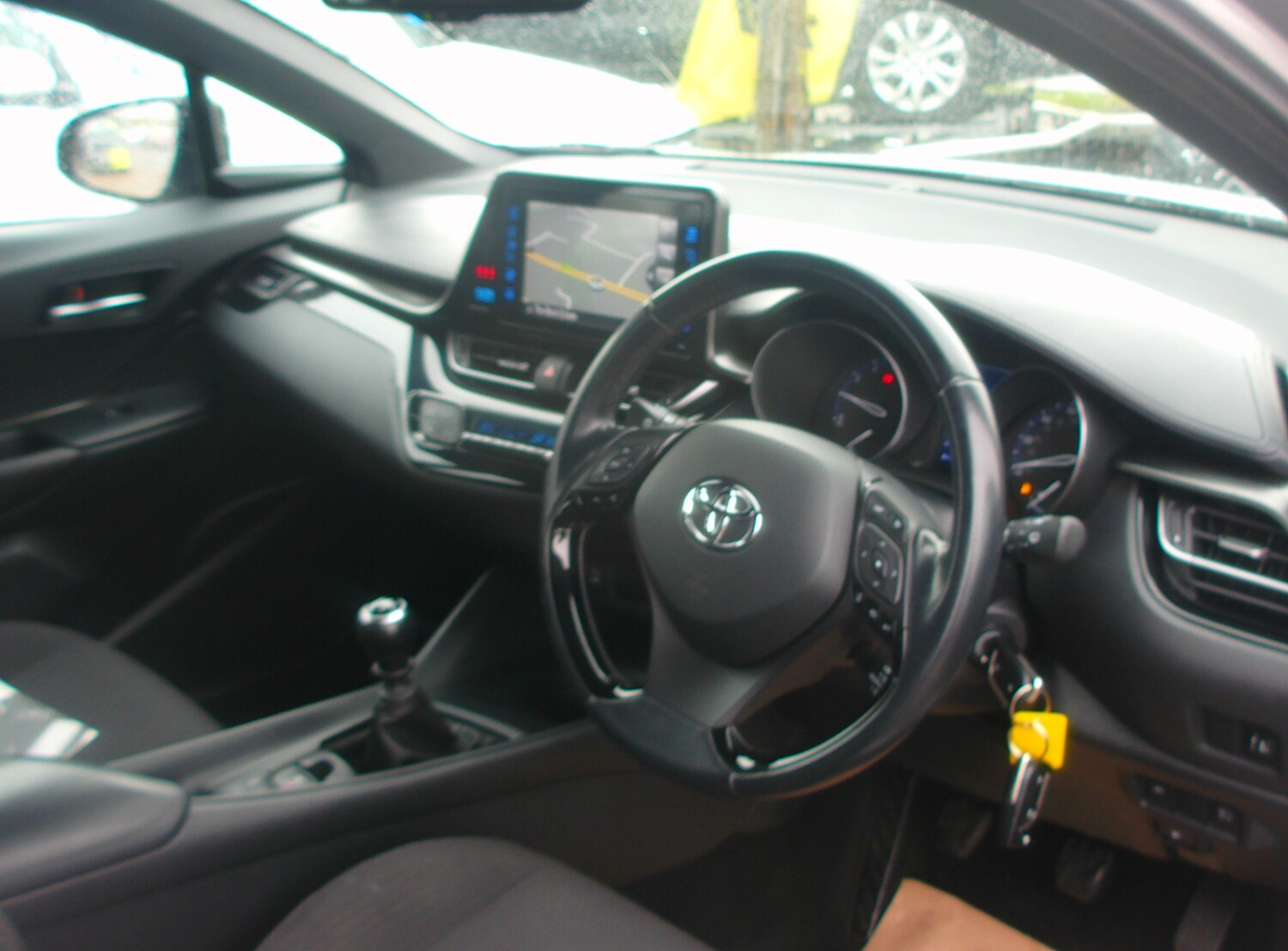 Used Toyota C-HR 2018 for sale - 77593276: Photo 11