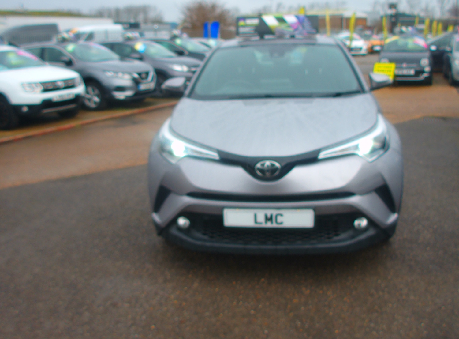 Used Toyota C-HR 2018 for sale - 77593276: Photo 2