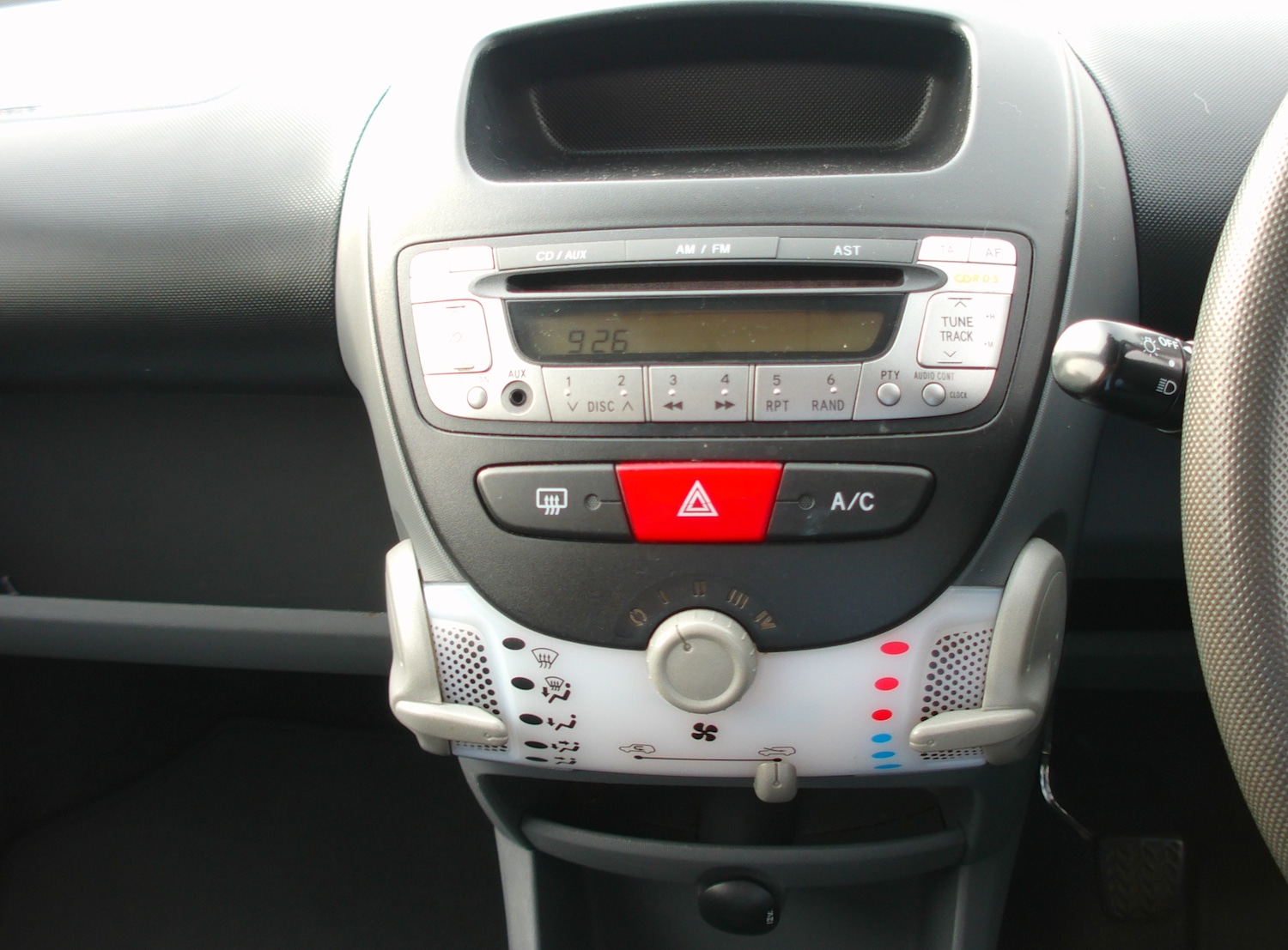 Used Peugeot 107 2011 for sale - 76178995: Photo 11