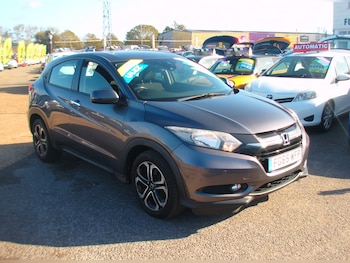 Used Honda HR-V 2015 for sale - 76157775: Photo 2