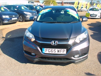 Used Honda HR-V 2015 for sale - 76157775: Photo 3