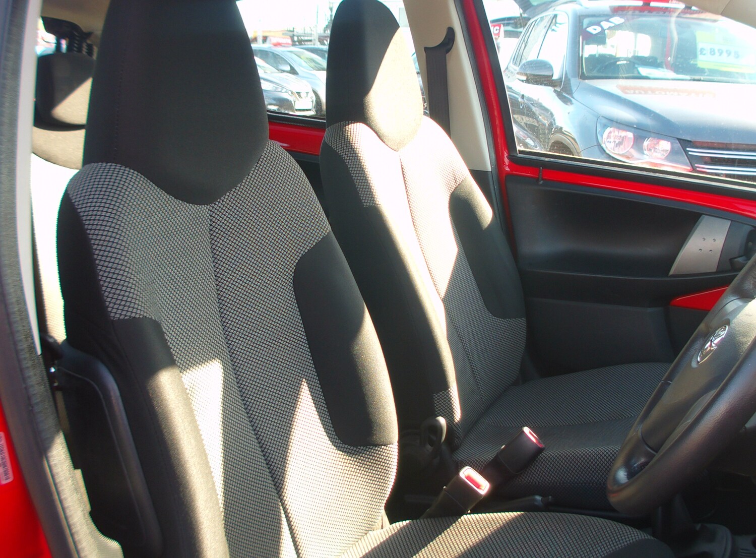 Used Toyota AYGO 2014 for sale - 77703293: Photo 9