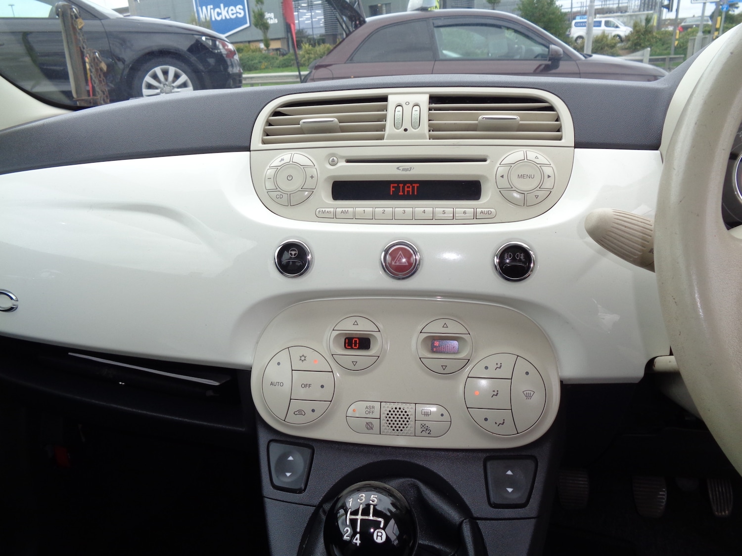 Used Fiat 500 2015 for sale - 76535047: Photo 9