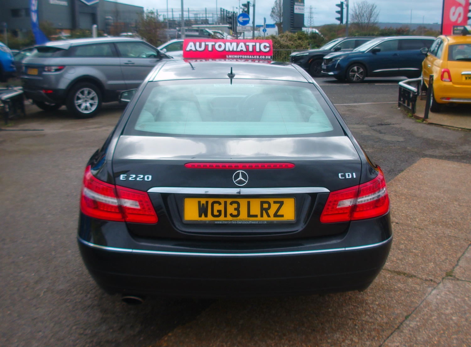 Used Mercedes-Benz E Class 2013 for sale - 76665392: Photo 5