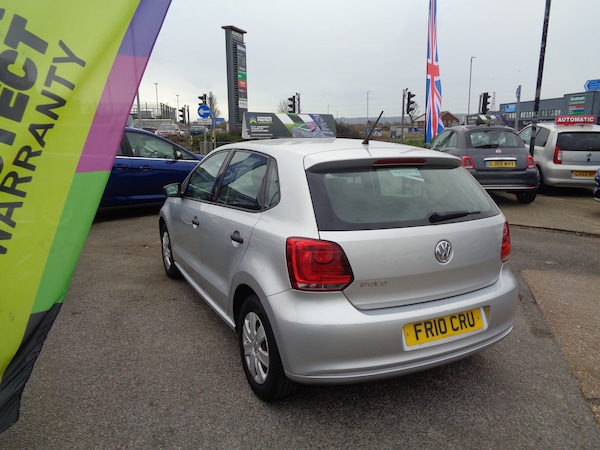 Used Volkswagen Polo 2010 for sale - 74117109: Photo 4