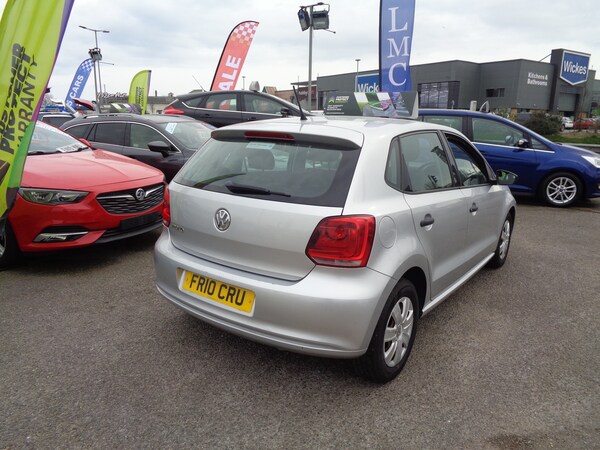 Used Volkswagen Polo 2010 for sale - 74117109: Photo 6
