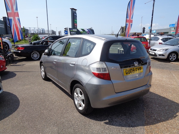 Used Honda Jazz 2009 for sale - 73475025: Photo 4