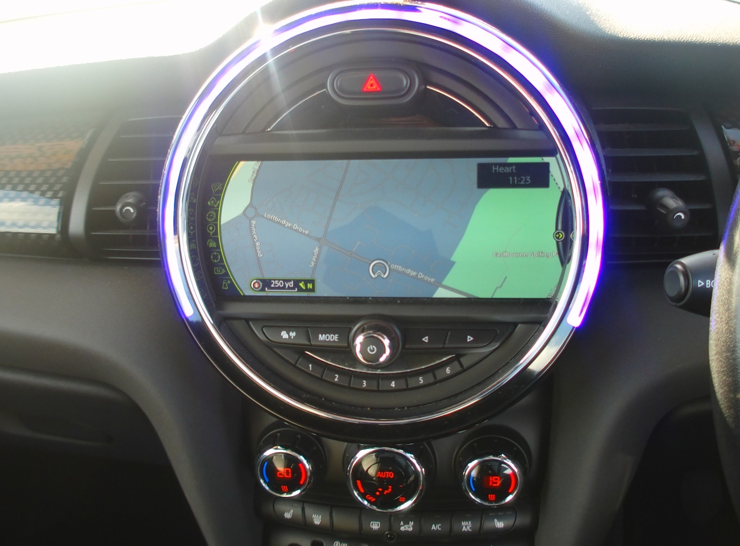 Used MINI Hatch 2014 for sale - 76174176: Photo 11