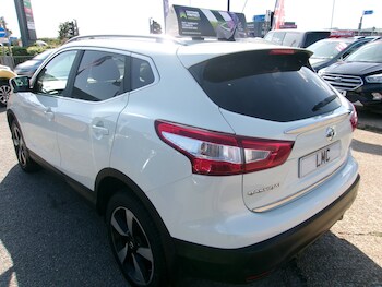 Used Nissan Qashqai 2016 for sale - 79588543: Photo