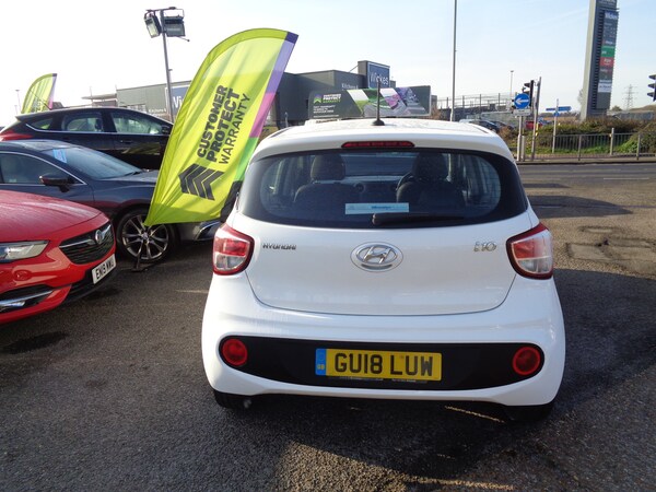 Used Hyundai i10 2018 for sale - 73753197: Photo 4