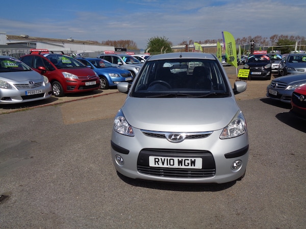 Used Hyundai i10 2010 for sale - 74424441: Photo 2