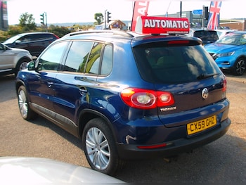 Used Volkswagen Tiguan 2010 for sale - 76019439: Photo 4