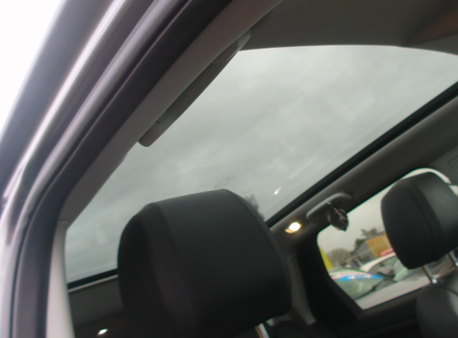 Used Land Rover Discovery Sport 2018 for sale - 76748509: Photo 12