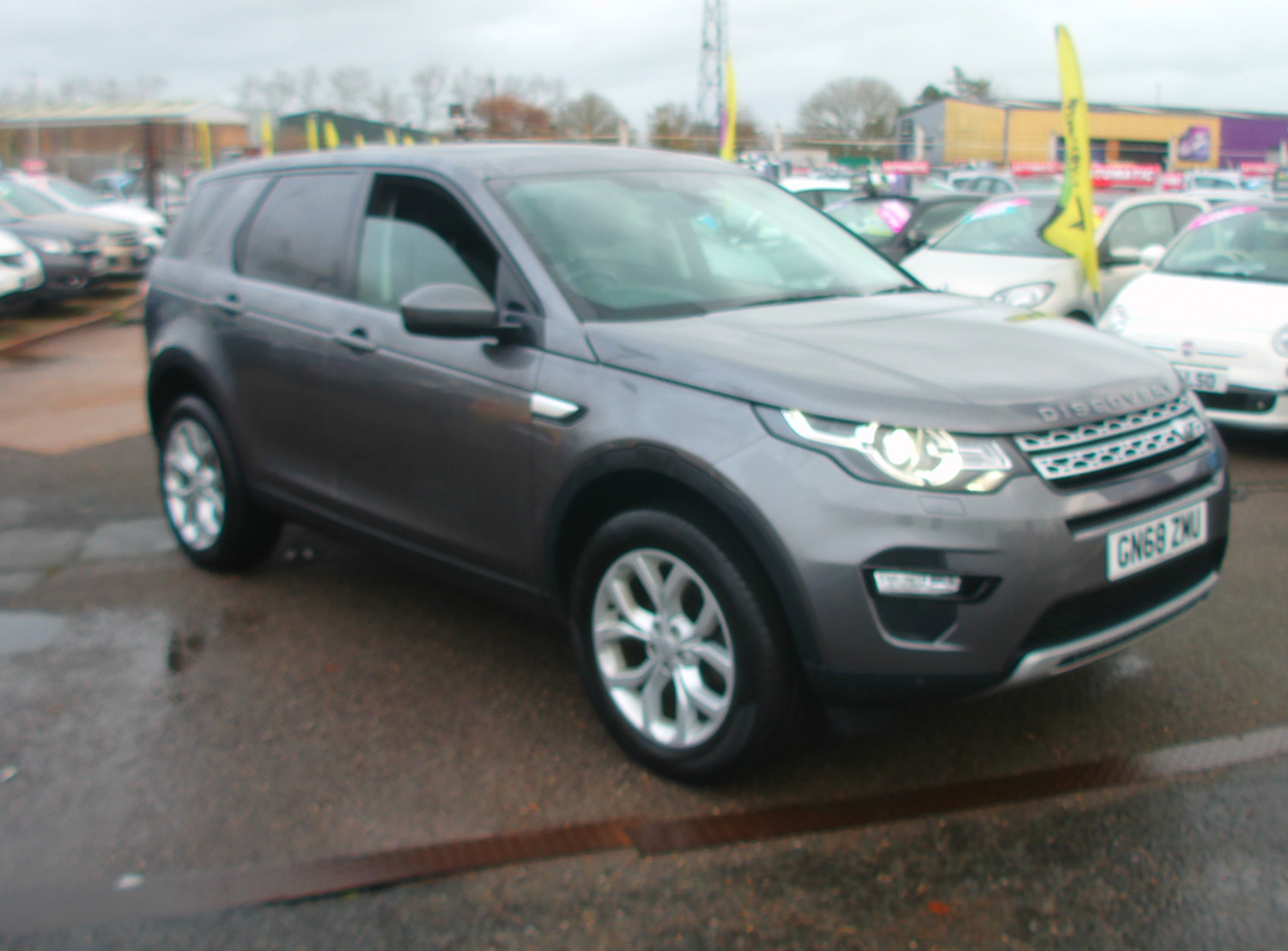 Used Land Rover Discovery Sport 2018 for sale - 76748509: Photo 2