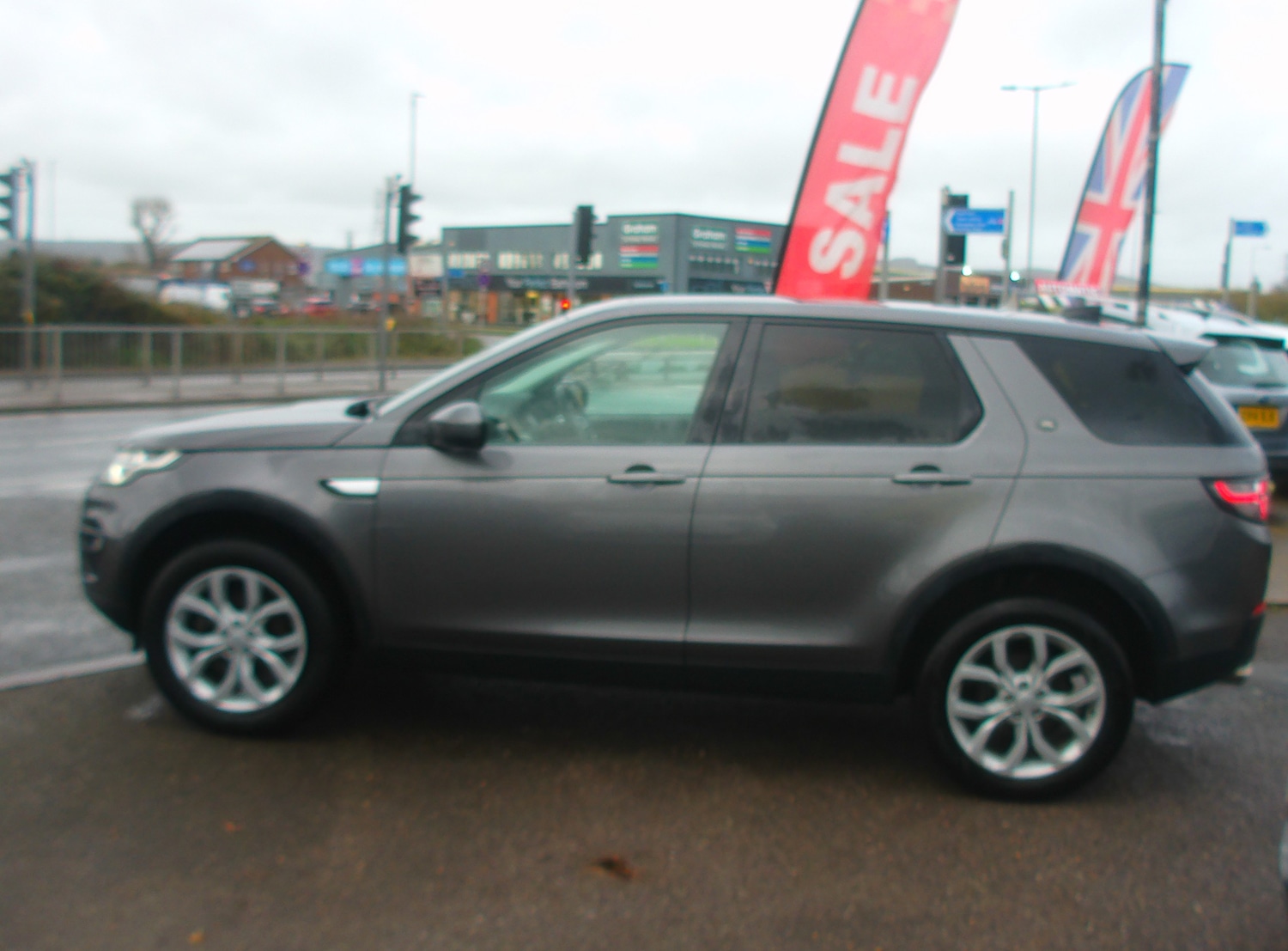 Used Land Rover Discovery Sport 2018 for sale - 76748509: Photo 5