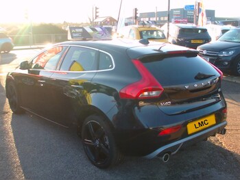 Used Volvo V40 2013 for sale - 77688186: Photo