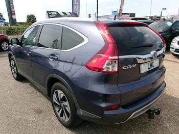Used Honda CR-V 2017 for sale - 79539423: Photo