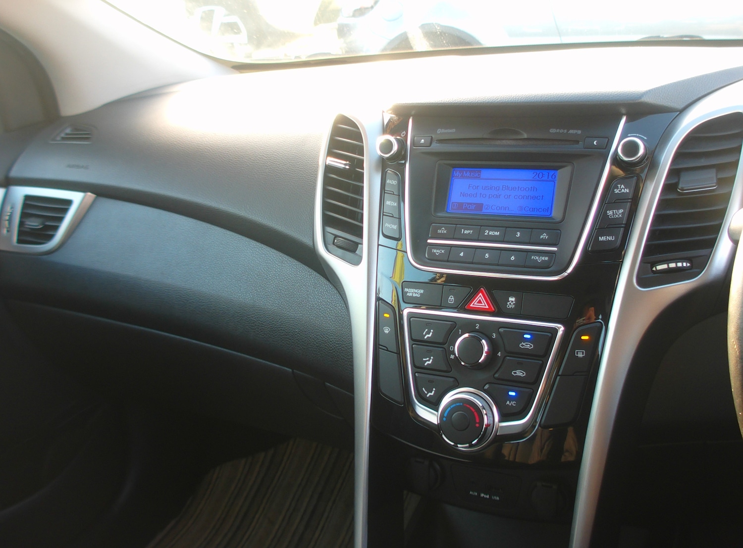 Used Hyundai i30 2012 for sale - 76650369: Photo 12