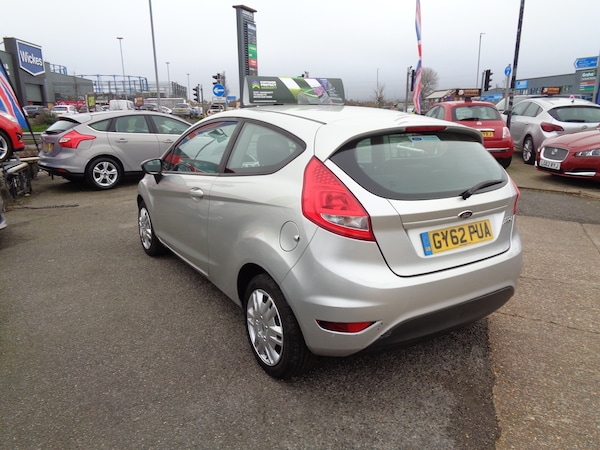 Used Ford Fiesta 2012 for sale - 65892466: Photo 4