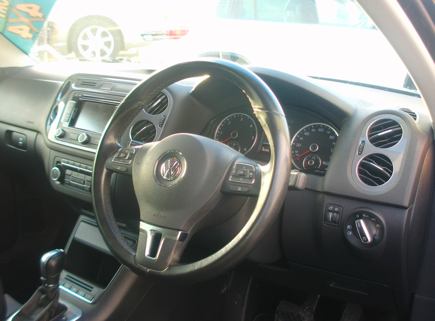 Used Volkswagen Tiguan 2014 for sale - 77207579: Photo 9