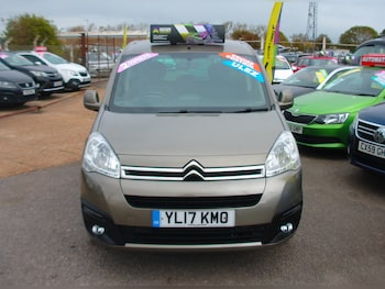 Used Citroen Berlingo 2017 for sale - 76070070: Photo