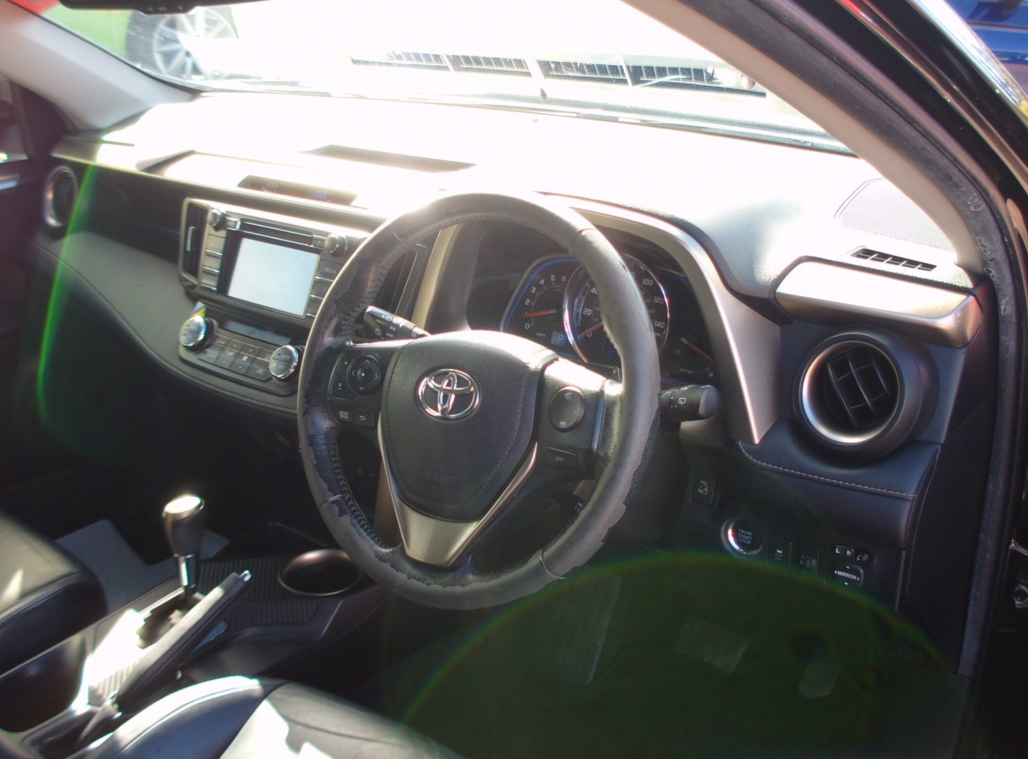 Used Toyota RAV4 2014 for sale - 76019460: Photo 11