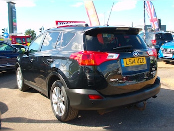 Used Toyota RAV4 2014 for sale - 76019460: Photo 4
